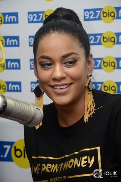 Mumaith-Khan-Birthday-Interview-At-Big-Fm